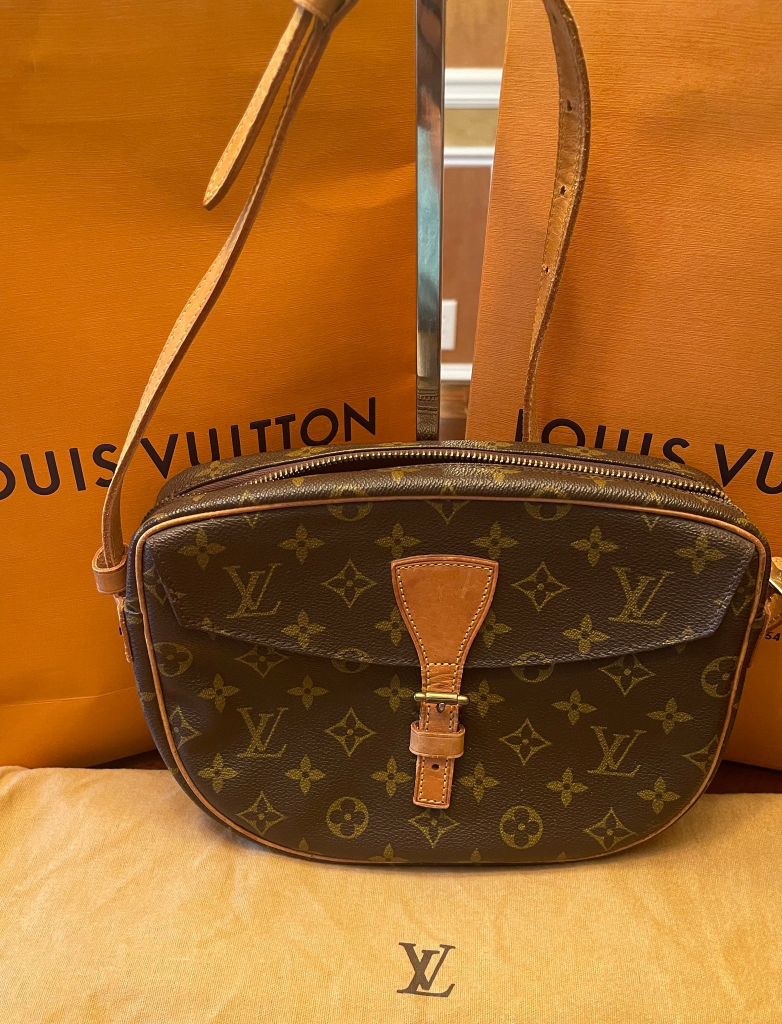 Authentic Louis Vuitton Monogram Jeune Fille GM M51225 Shoulder
